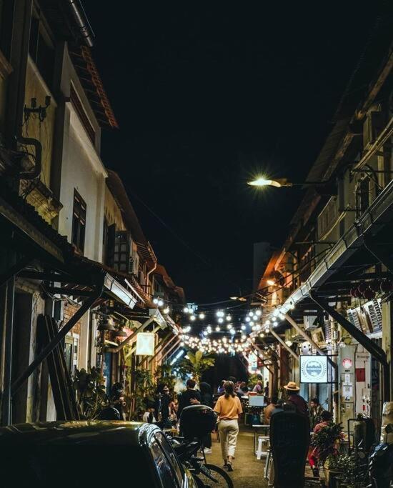 Leju 21 樂居 Explore Malacca From A Riverside House Exterior foto
